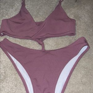 Pinkish/purple bikini set
